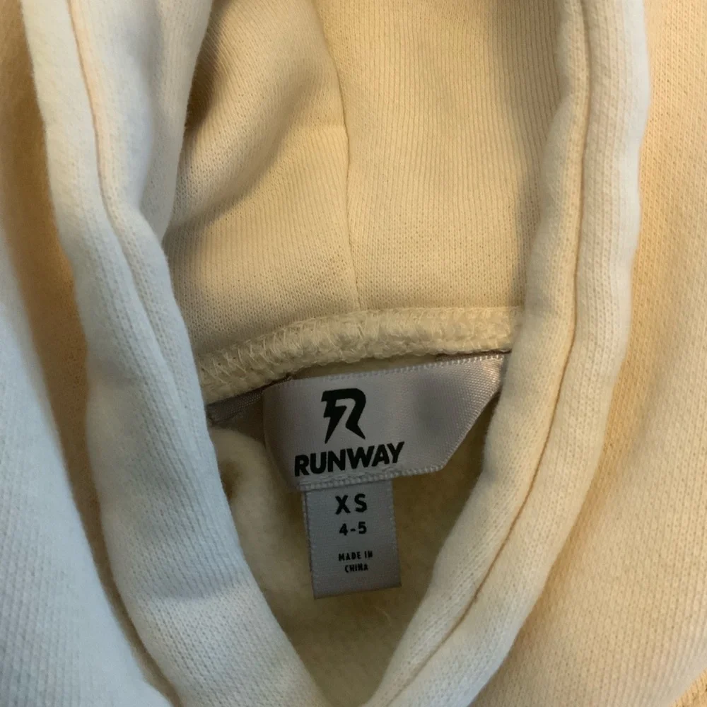 Runway‎ Girl’s Sunshine On My Mind Hoodie XS (4-5) - Yellow Graphic Sweatshirt